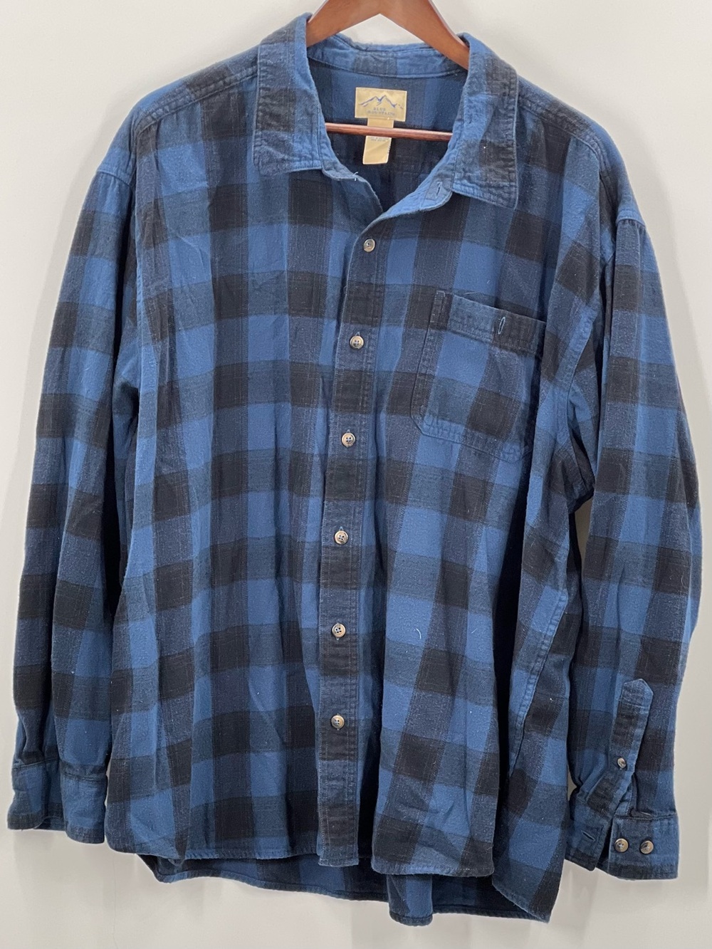 259 Men's Blue and Black Plaid Button-Up Shirt - Classic Flannel 3XL